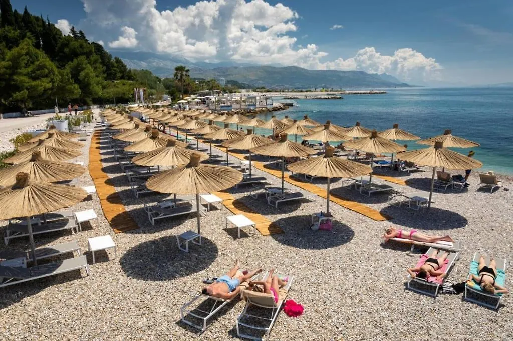 La Harmony Jacuzzi Apartments With Garden Σπλιτ