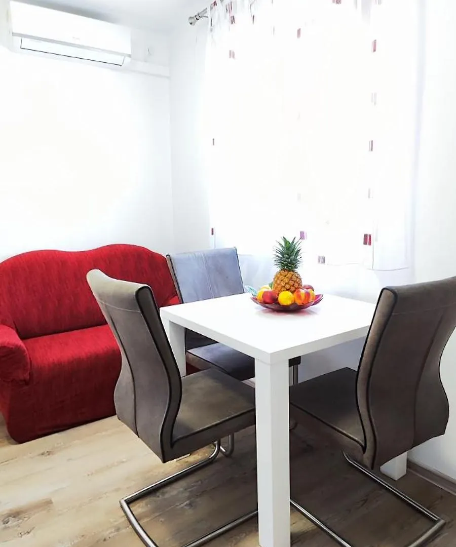La Harmony Jacuzzi Apartments With Garden Σπλιτ Κροατία