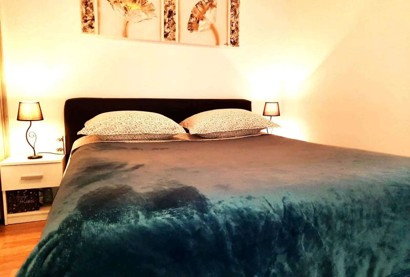 La Harmony Jacuzzi Apartments With Garden Σπλιτ