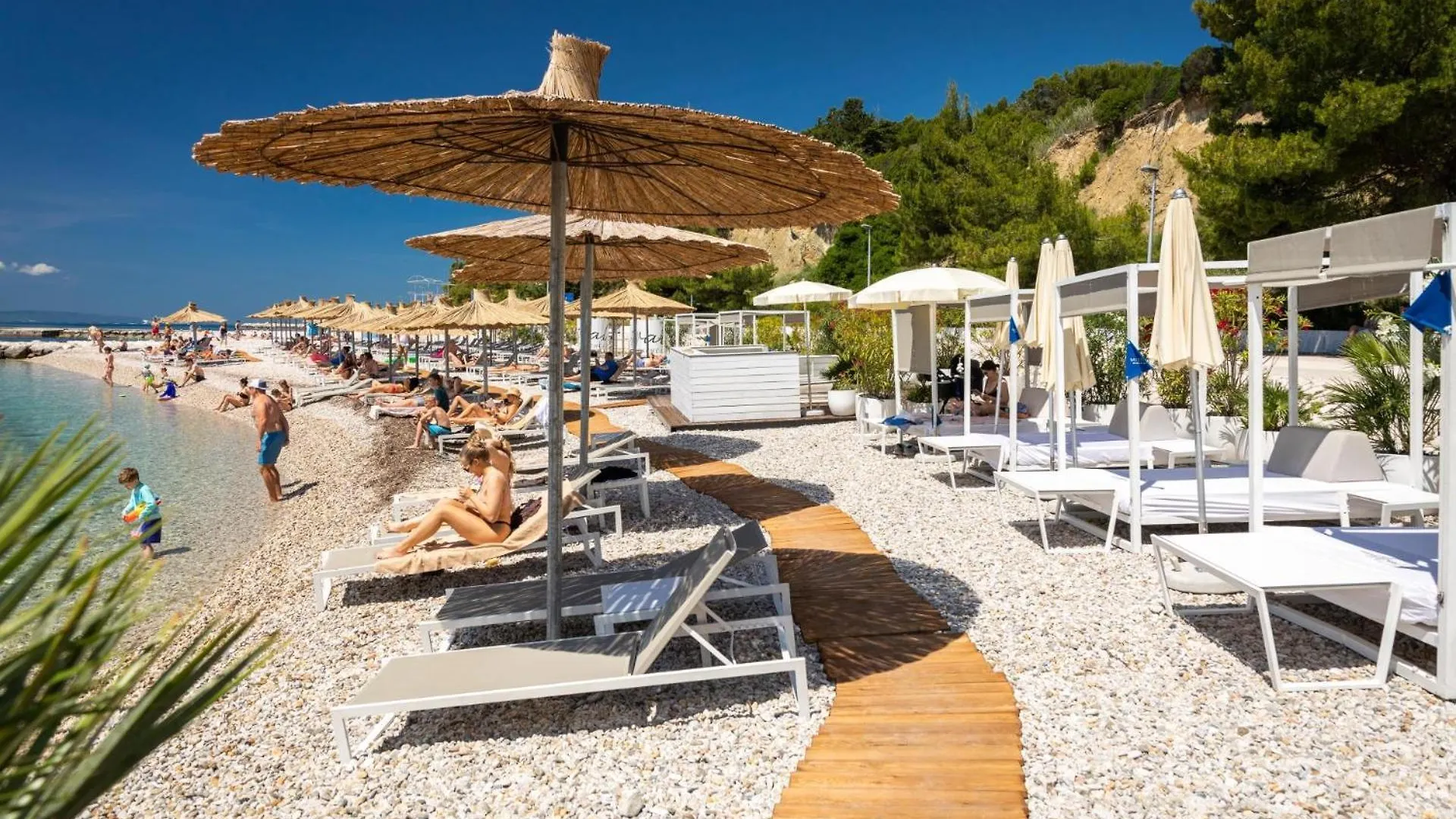 La Harmony Jacuzzi Apartments With Garden Σπλιτ