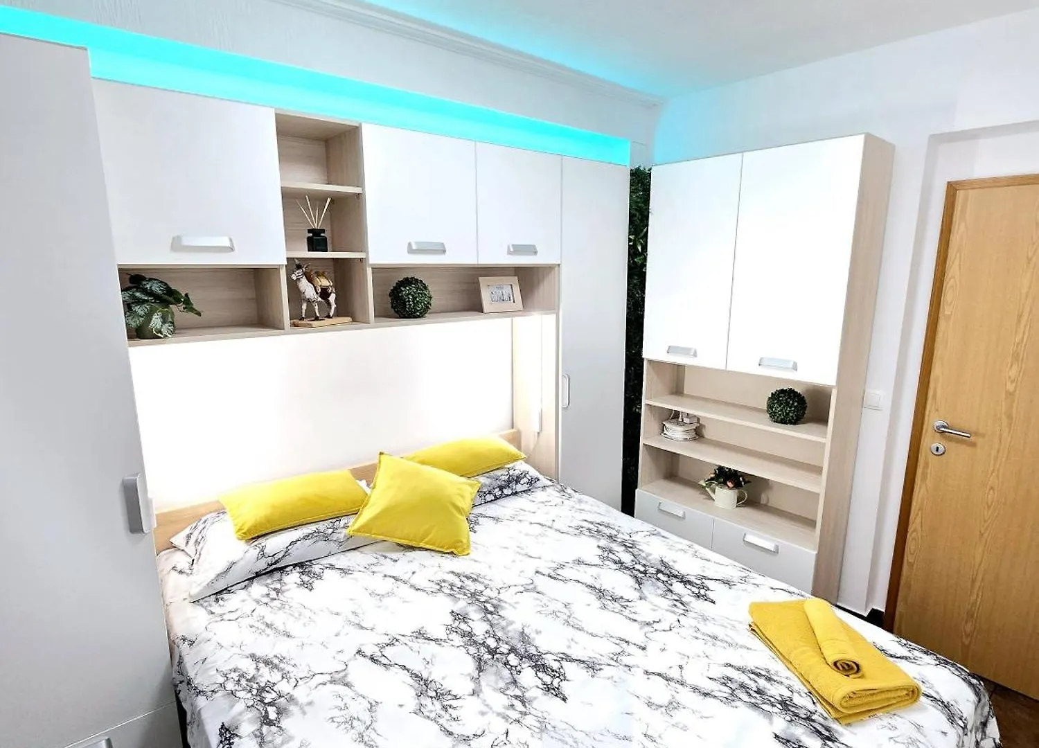La Harmony Jacuzzi Apartments With Garden Σπλιτ